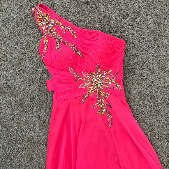 CASSANDRA STONE BY MAC DUGGAL OFF Shoulder Dress - Picture 9 of 16